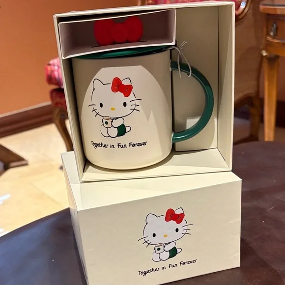 Starbucks Hello Kitty Mug New in Box - Picture 2 of 2